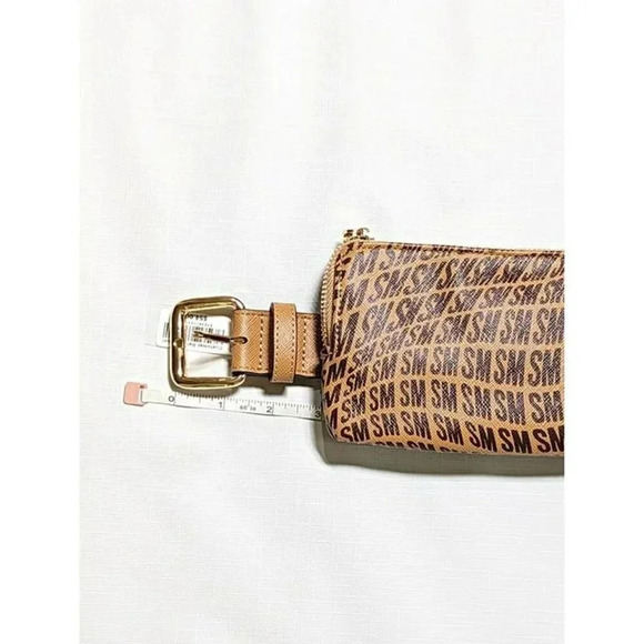 Steve Madden Women's Warped Logo-Print Faux Leather Belt Bag Size S (MSRP $54) - Picture 11 of 12